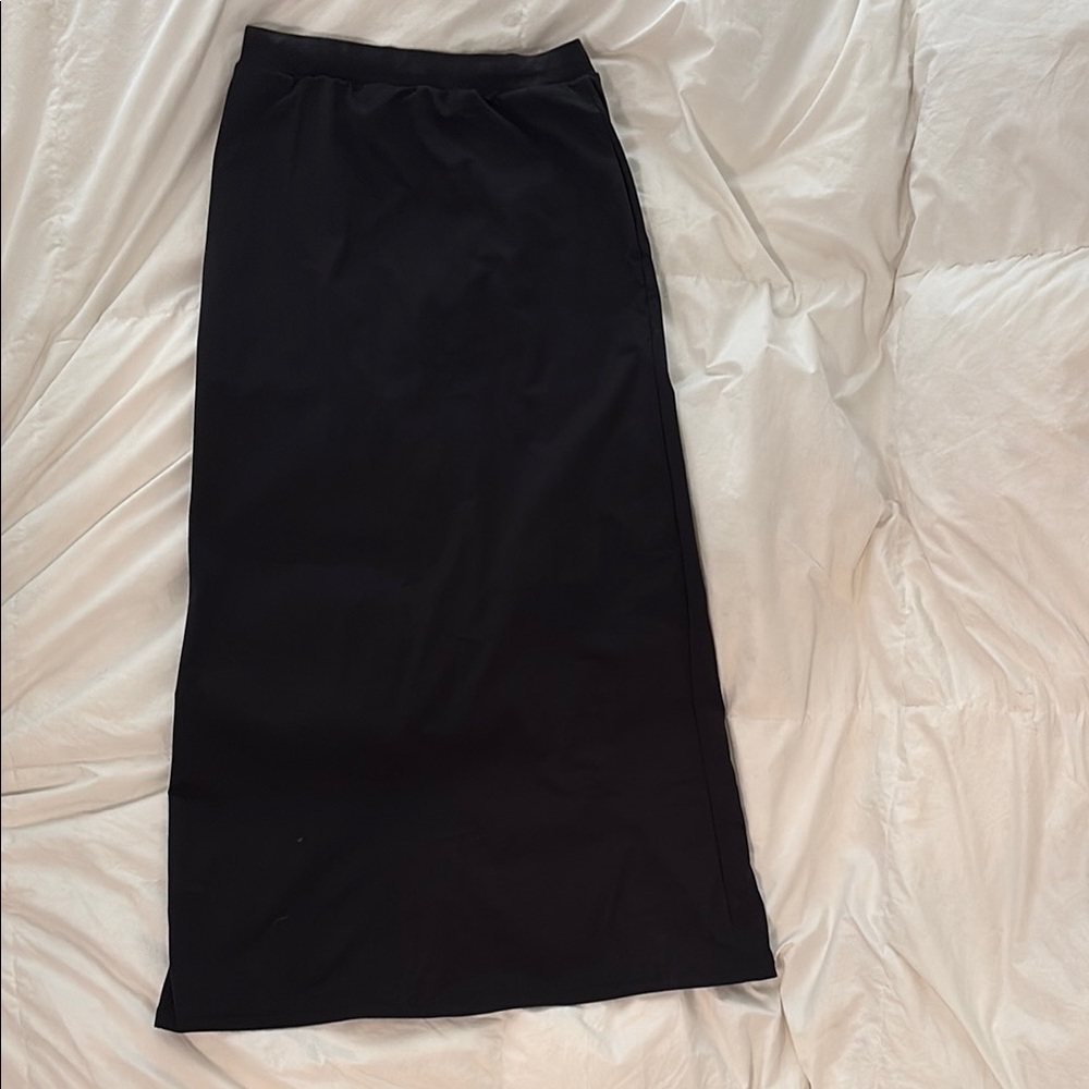Uniqlo Black Maxi Skirt